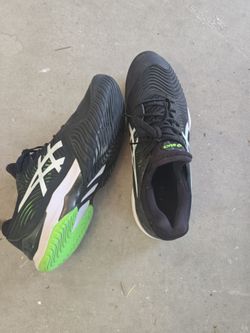 Oasis male size 9