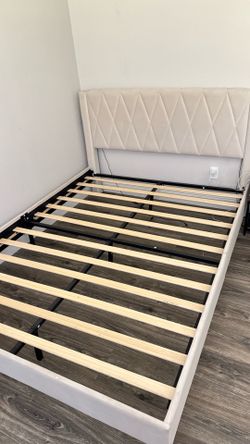 Modern Upholstered Platform Bed Frame with USB Charging Headboard – Queen Size