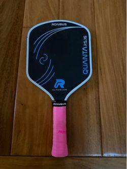 Quanta R5.16 pickleball paddle wide body