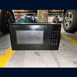 Sharp Carousel 1.1 Cu. Ft. Microwave (1000W) - Black