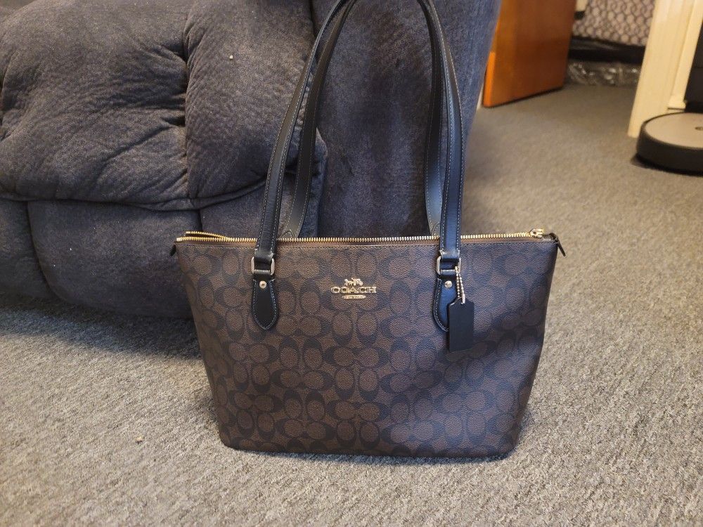 Coach Bag  Brown Patterned Very Good Codition 