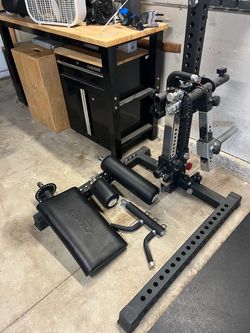 Bulletproof Fitness Isolator and Solo stand