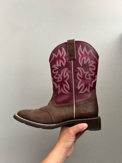 ARIAT Boots size 8.5