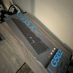Band New Logitech G915x  Wirelesss  Keyboard & G502 Wired Mouse
