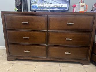 Wood Dresser – 6 Drawers
