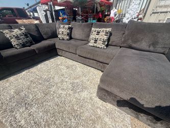 Beaurifull sofa in good consition