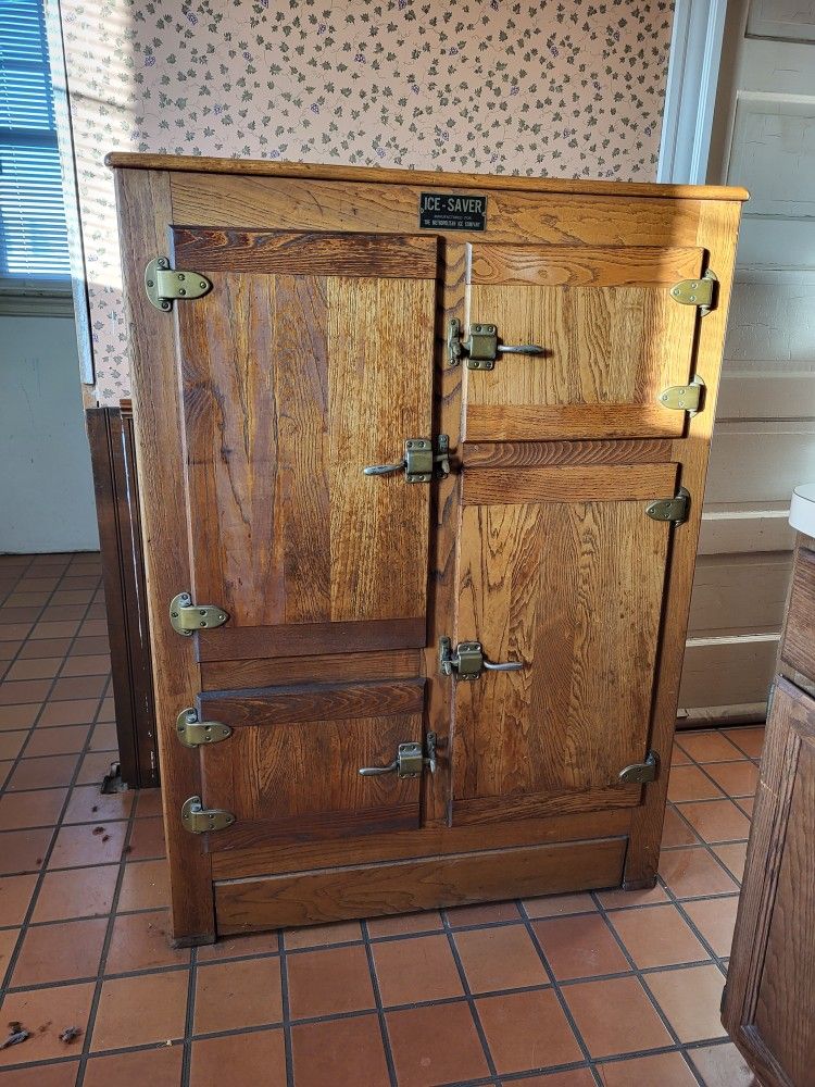 Vintage Ice Box