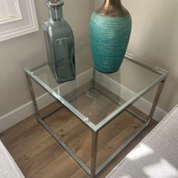 Lots Of Furnitures For Sale - Encino 