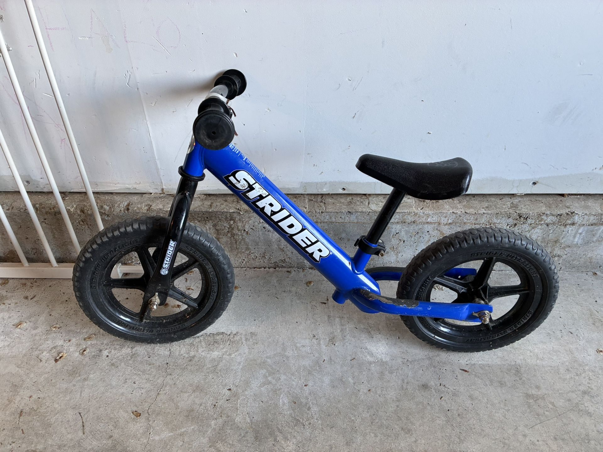 Strider Kids Balance Bike