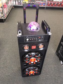 NewTek Bluetooth return on speaker with microphone and remote 4000 W