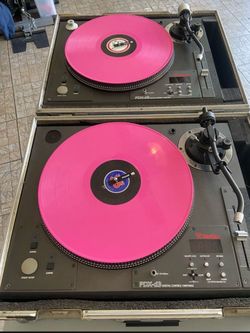 DJ EQUIPMENT