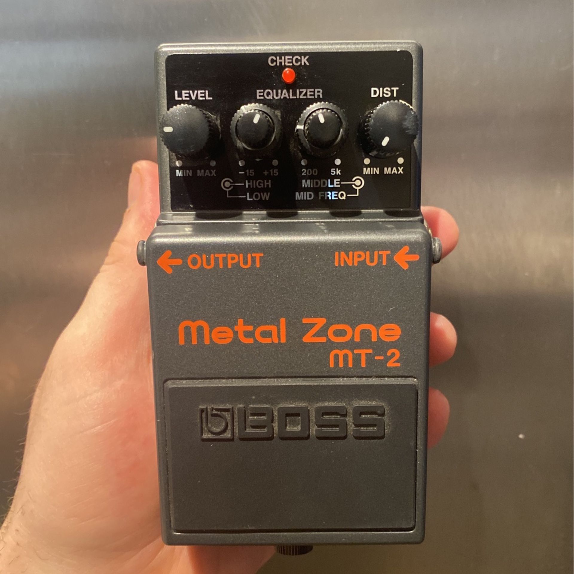 Boss Metal Zone MT-2 Guitar Effects Stompbox Pedal