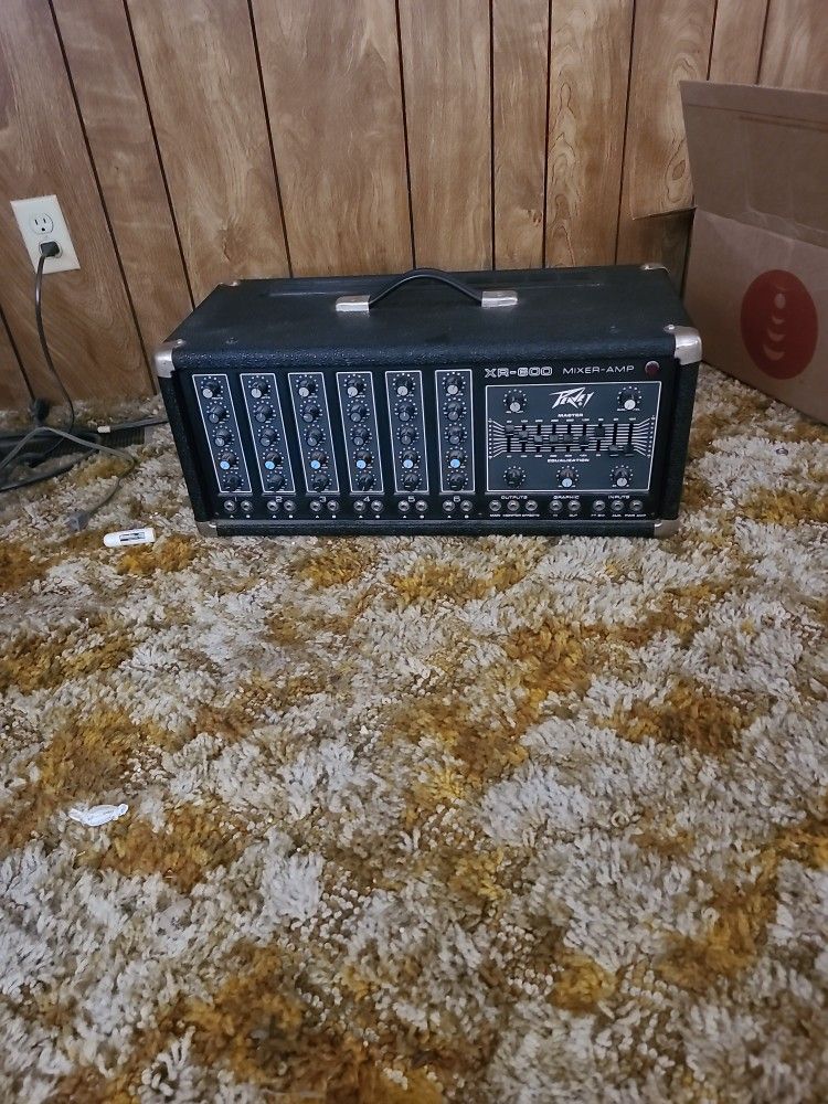 Mixer Amp, Record Player, Bose Speaker 800