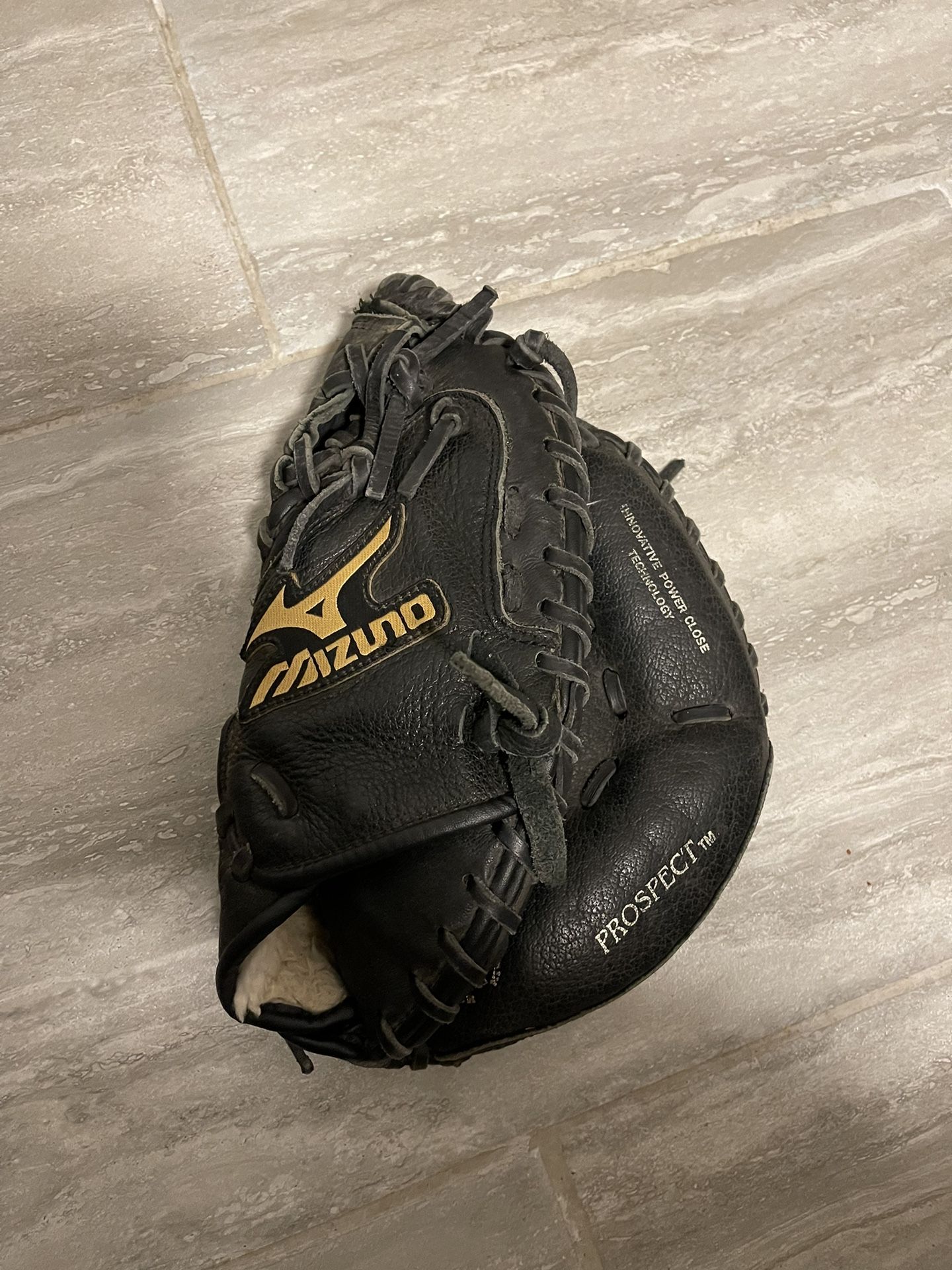 Mizuno Catchers  Glove 31.5