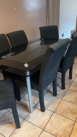 Kitchen Table And Chairs