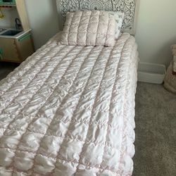 Twin Bed