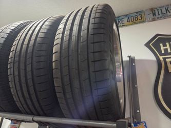 2 pirelli 245/45 18 PZ4 P ZERO like new