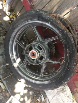Kawasaki Ninja 650r rear rim straight