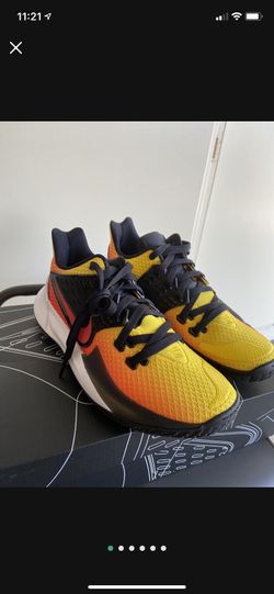 Nike Kyrie Low 2 “Sunset” Size 9, New