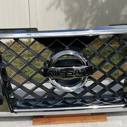 Factory grill for 2004-07 Nissan Titan and Armada