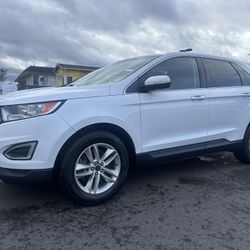 2017 Ford Edge SEL Awd/ Local 1-Owner, Back-Up Camera/ 128K Miles
