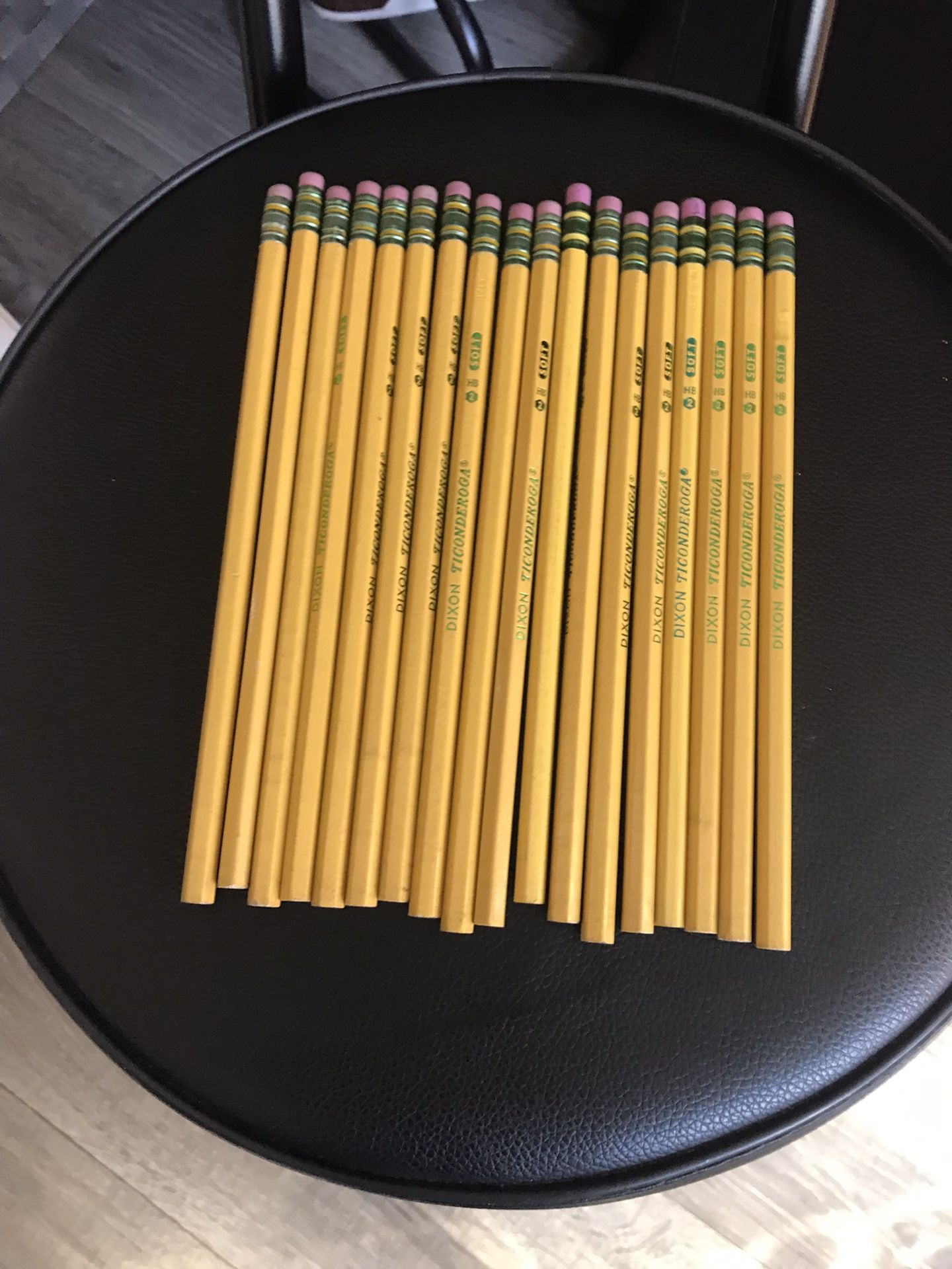 18 Pieces Of Pencils