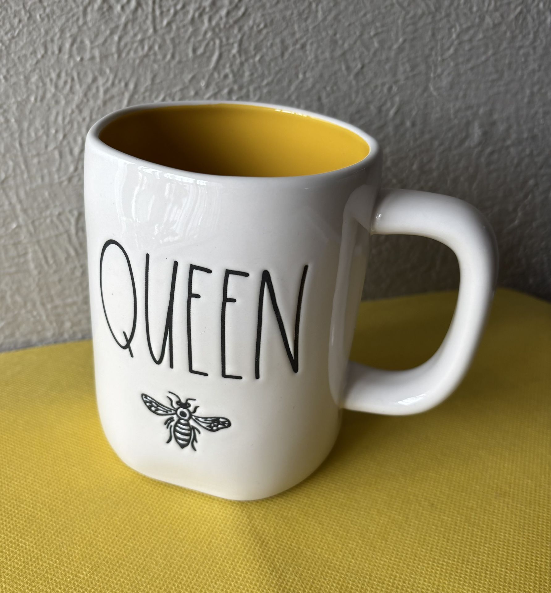 Rae Dunn Queen* Artisan Coffee Mug
