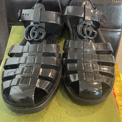 Gucci men Black shiny Rubber Sandal 