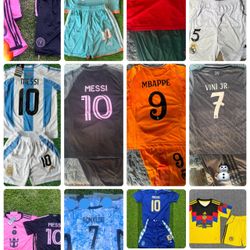 kids and adults Christmas gifts gift 🎁 🎅 regalos Navidad 🪅 Niños y adultos Soccer Jerseys jersey Ronaldo futbol Messi Futbol kids sets conj
