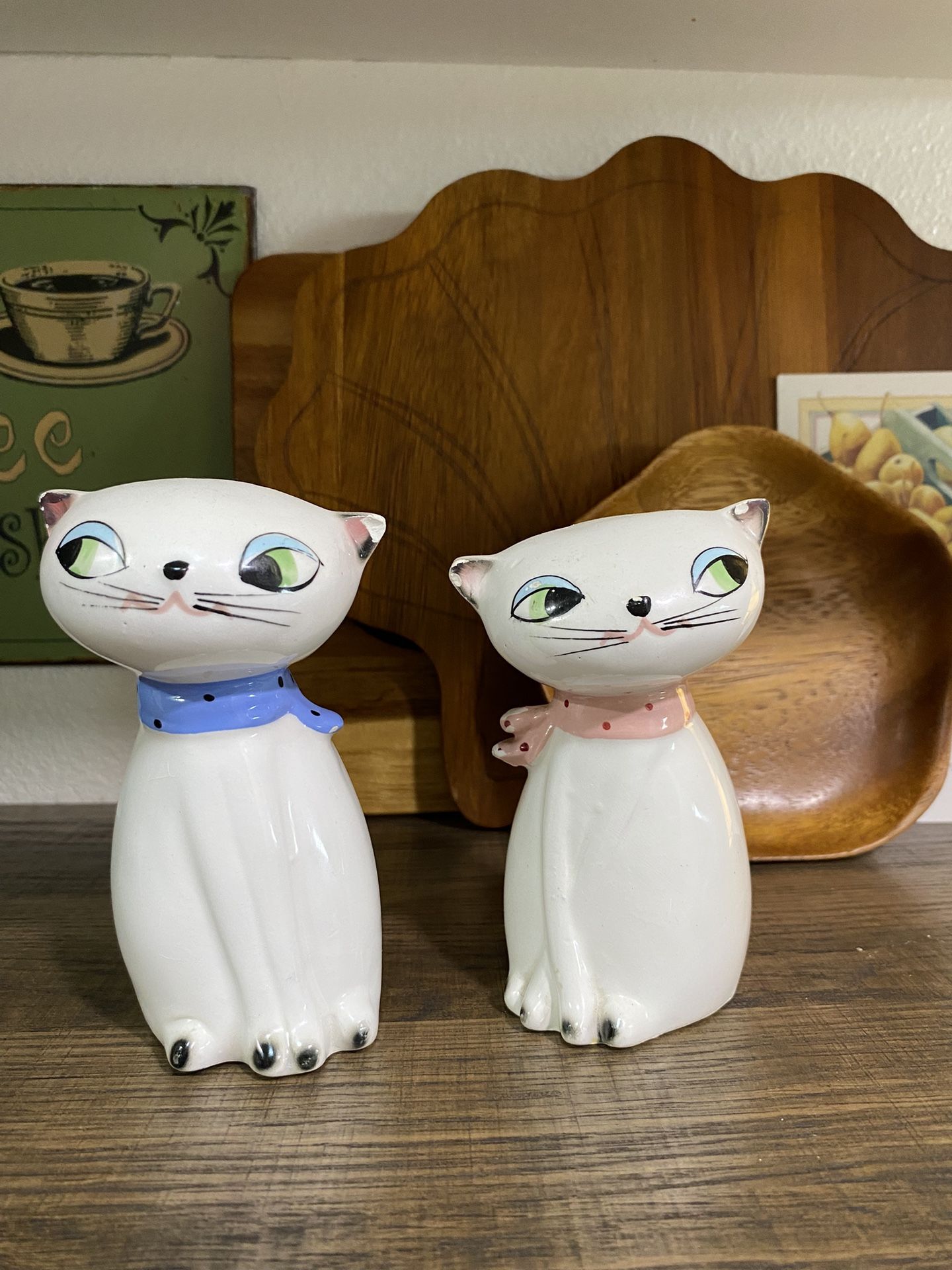 Vintage Salt And Pepper Shaker