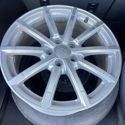Audi OEM Alloy Wheel – Clean, No Cracks, Ready to Use 🔥