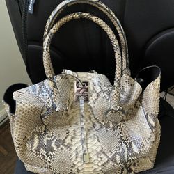 Michael Kors Miranda Tote Bag