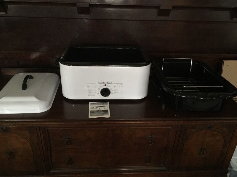 New Vintage Hamilton Beach Roaster Oven Model 527W for Sale in Los
