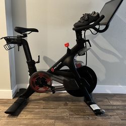 Peloton Bike
