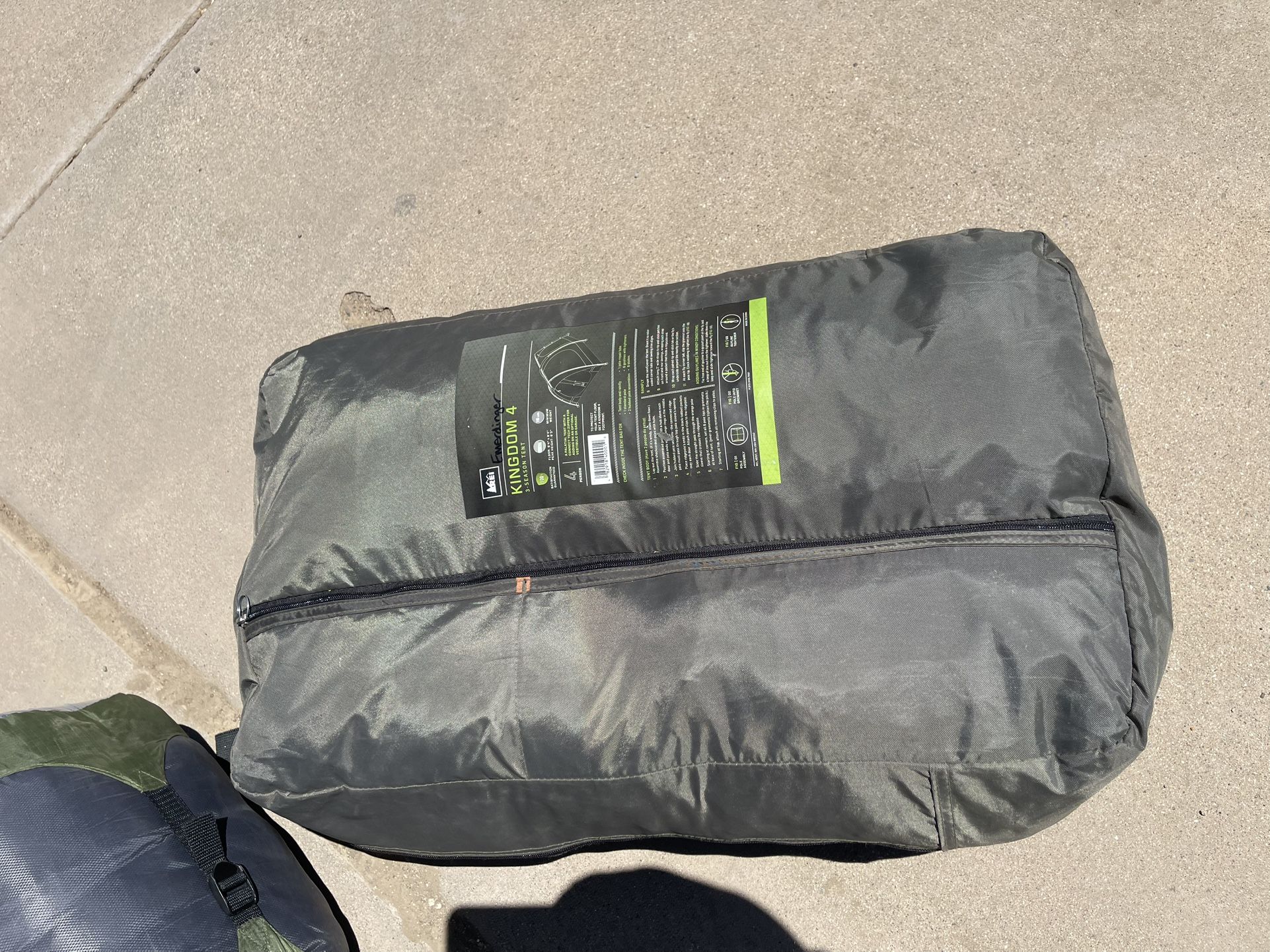 REI Kingdom 4 Tent With Footprint
