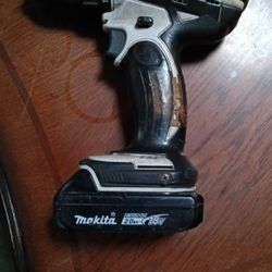 Makita 18 Volt Cordless Drill 