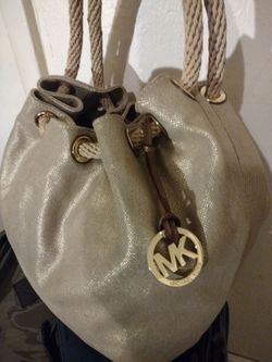 Michael kors gold shoulder bag $50