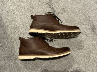 Men’s Boots Size 8 Steven Madden 