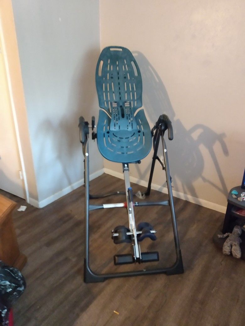 TEETER INVERSION TABLE