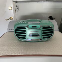 Studebaker Retro Edge Big Sound Bluetooth Boombox