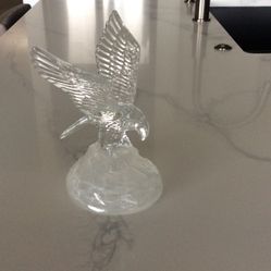 Glass Eagle  Statue, Approximately 8” Tall