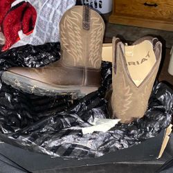  ARIAT WORK BOOTS