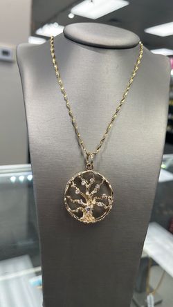 14k yellow gold chain with tree pendant