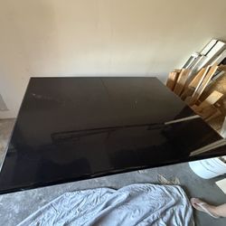 Dining Table (Black)