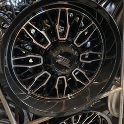 Moto Metal “Stinger” Wheels