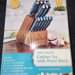The Pioneer Woman Pioneer Signature 14-Piece Stainless