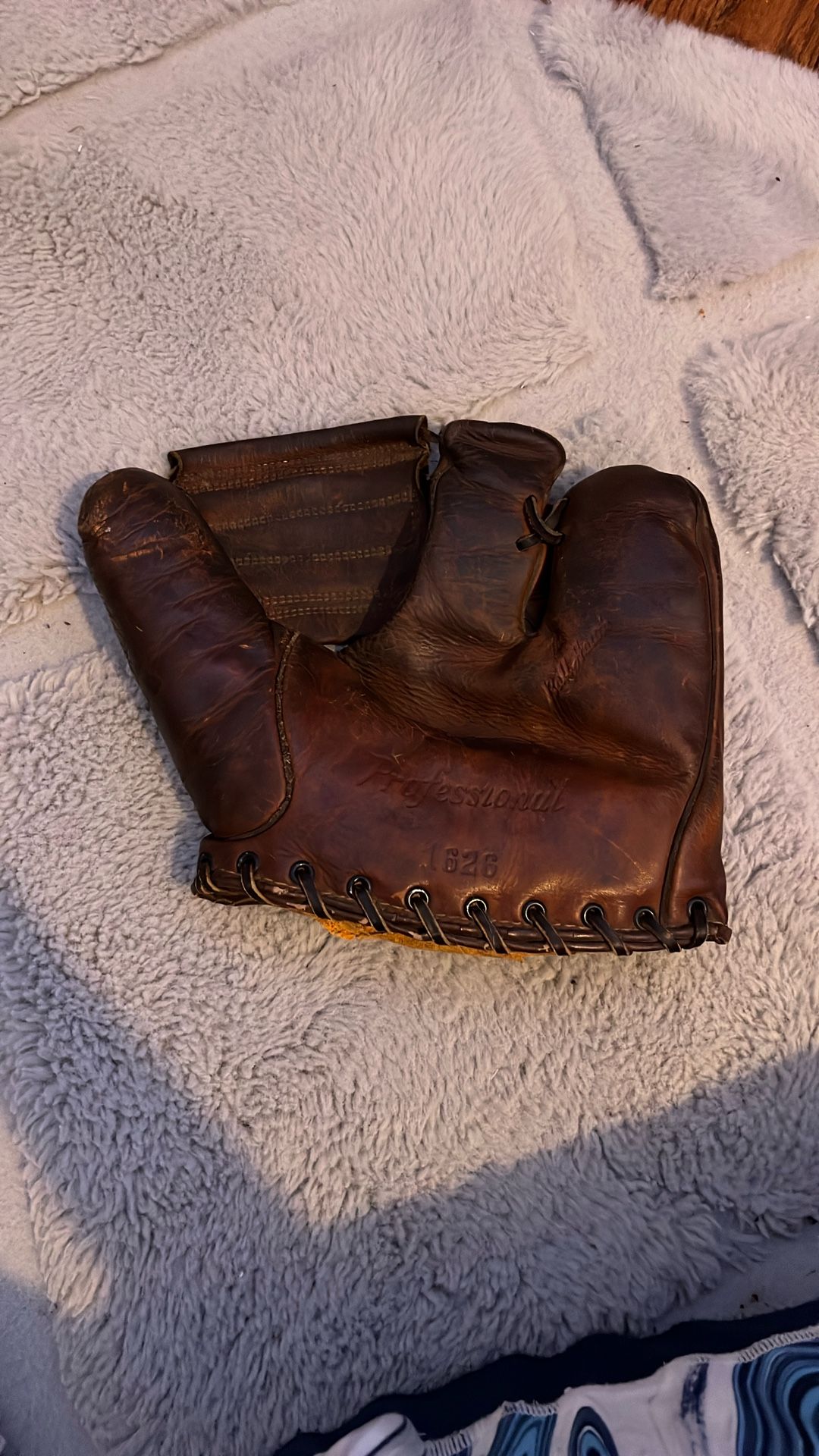 1920s Baseball Glove
