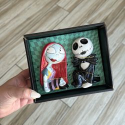 Disney Nightmare Before Christmas Jack And Sally Salt And Pepper Shaker 