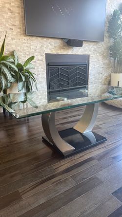 Modern glass coffee table