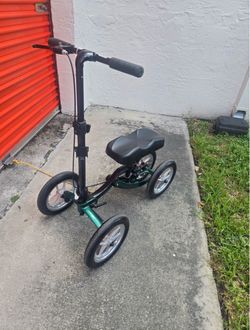 Knee Scooter